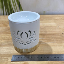 Load image into Gallery viewer, White Lotus Oil Burner
