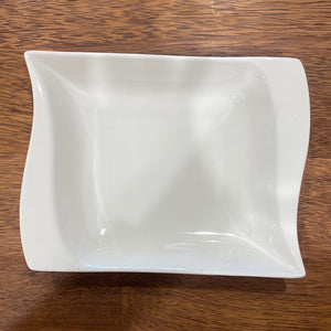 White rectangle plate